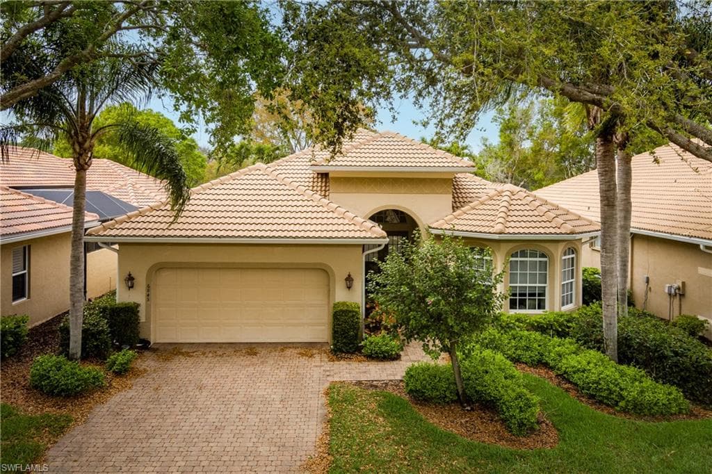 6845 Bent Grass Dr, Naples, photo 2