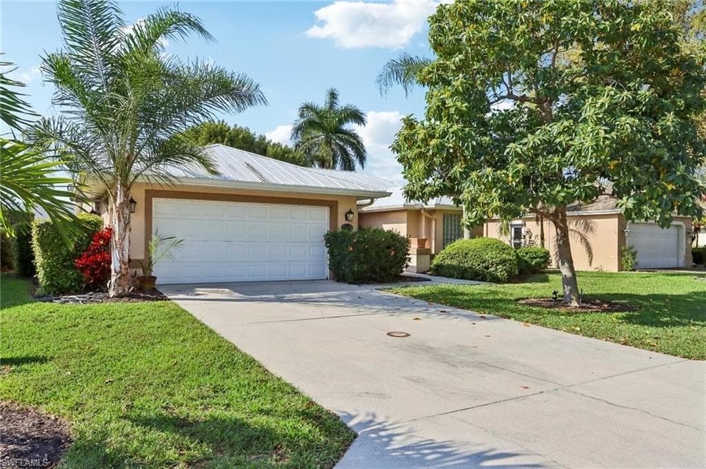 5118 Harrogate Ct, Naples, photo 2