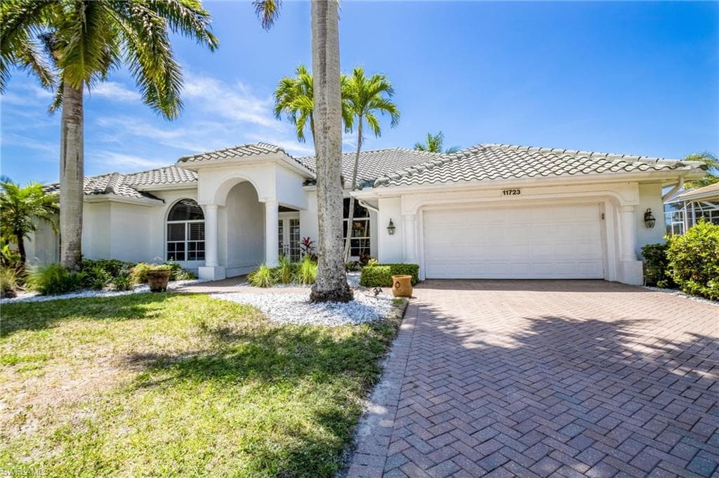 11723 Longshore Way, Naples, photo 2