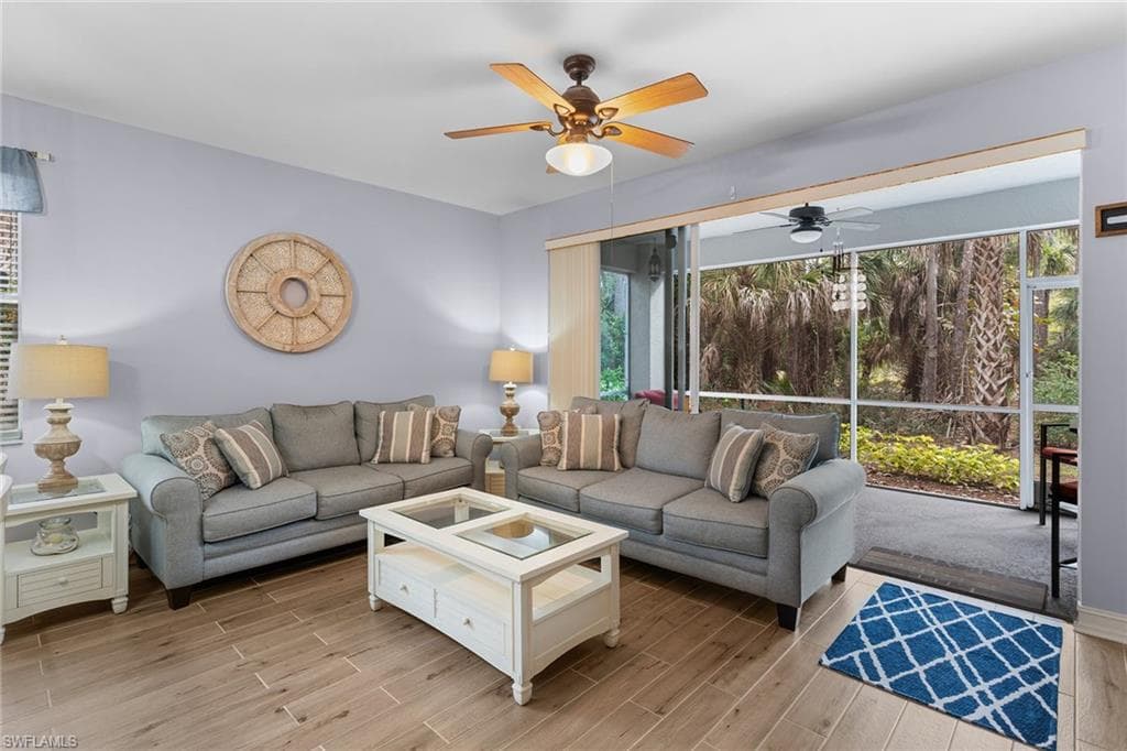 1882 Tarpon Bay Dr #101, Naples