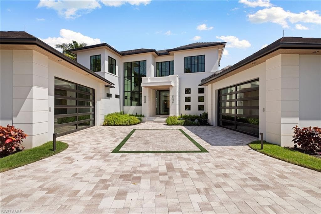 2345 Tarpon Rd, Naples