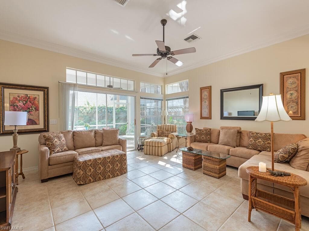 130 Amblewood Ln #8-801, Naples, photo 3