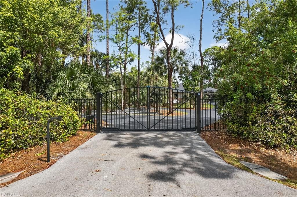 4075 1st Ave, Naples, photo 3