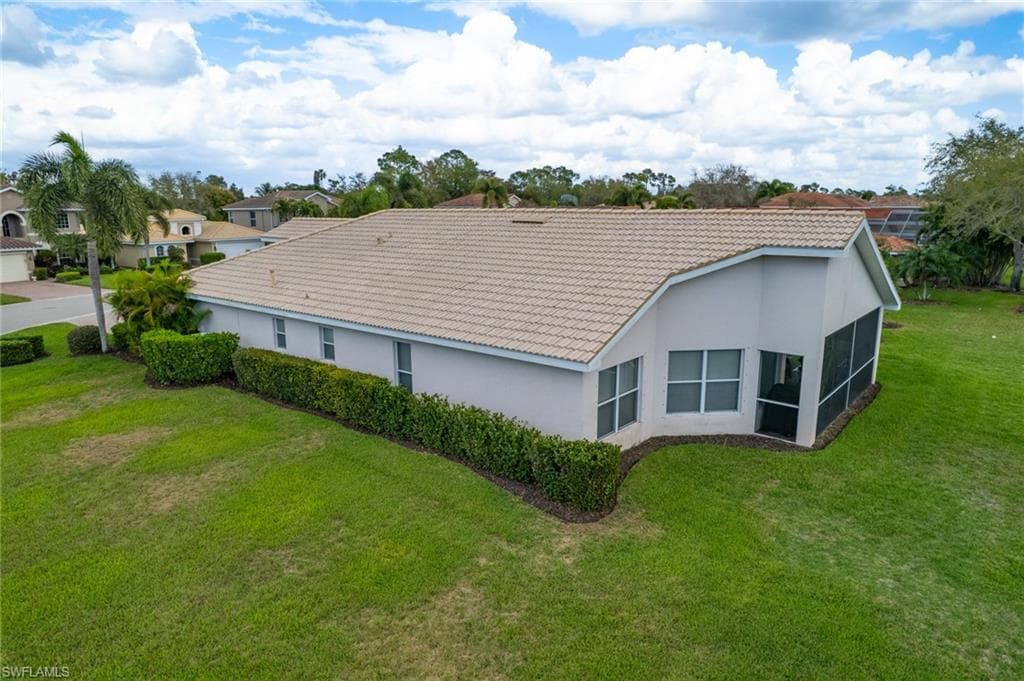 9071 Astonia Way, Estero