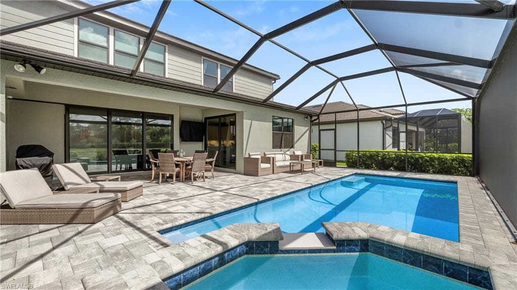 10428 Ventana Ln, Naples, photo 2