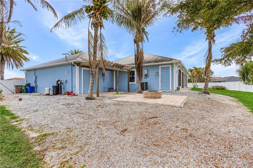 4438 11th Pl, Cape Coral, photo 3