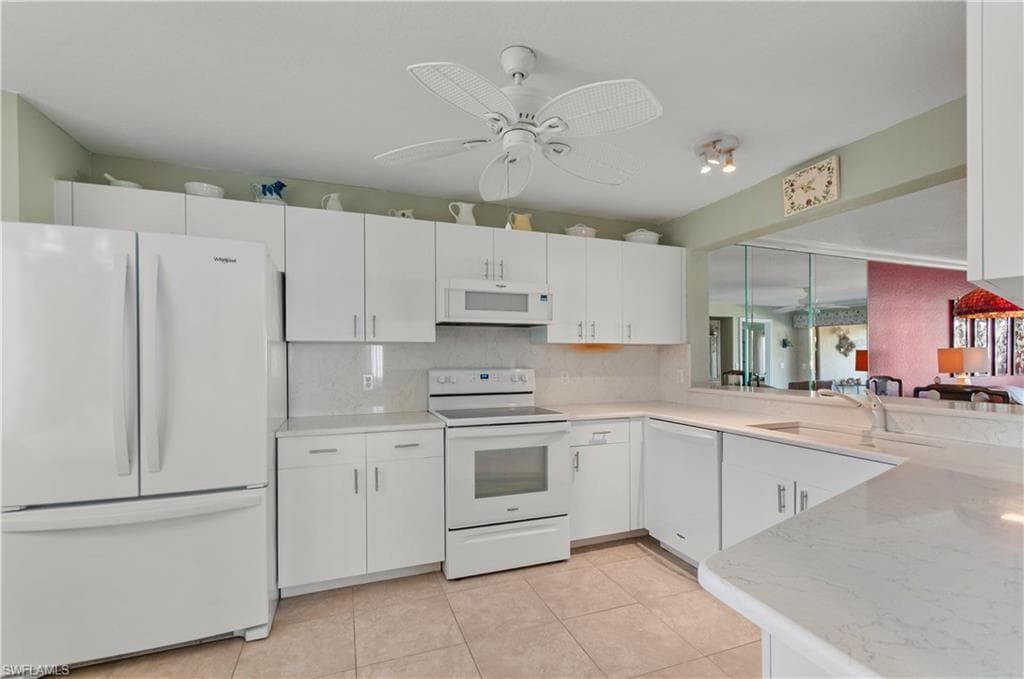 515 Gabriel Cir #1901, Naples, photo 3