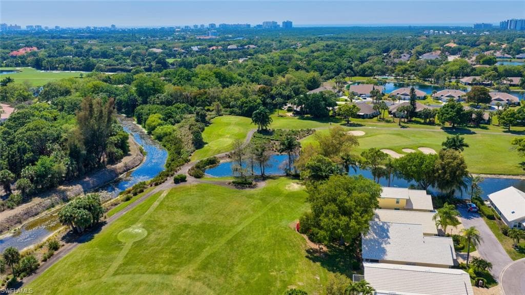 1562 Weybridge Cir #31, Naples, photo 2