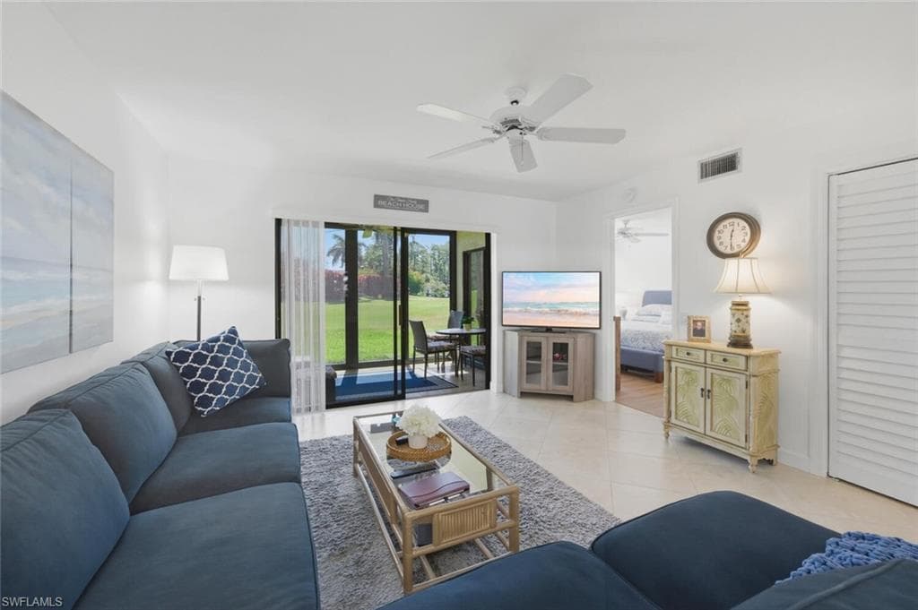 7260 Coventry Ct #405, Naples