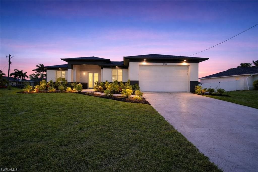 2700 6th St, Cape Coral
