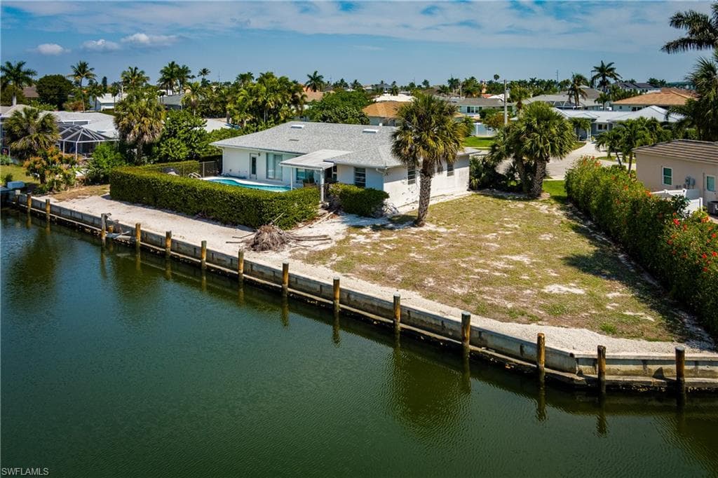 756 Apple Ct, Marco Island, photo 2