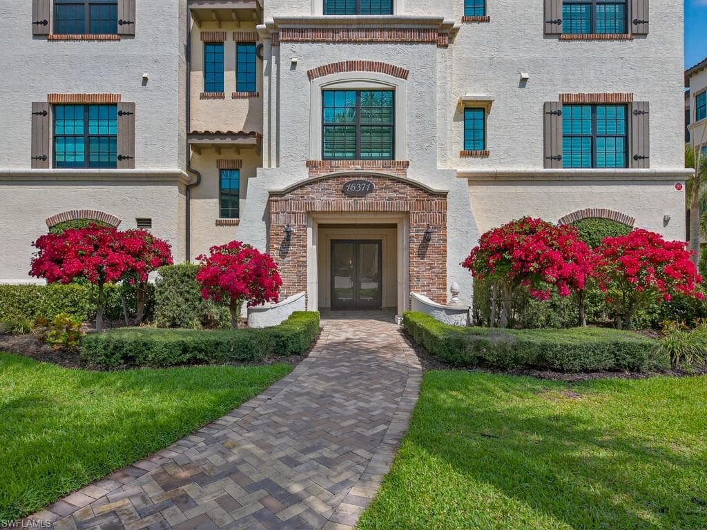 16371 Viansa Way #201, Naples, photo 3