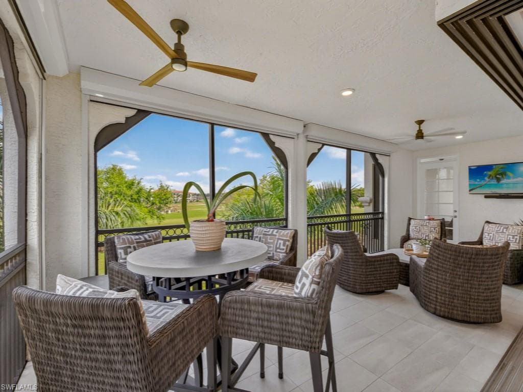 16371 Viansa Way #201, Naples