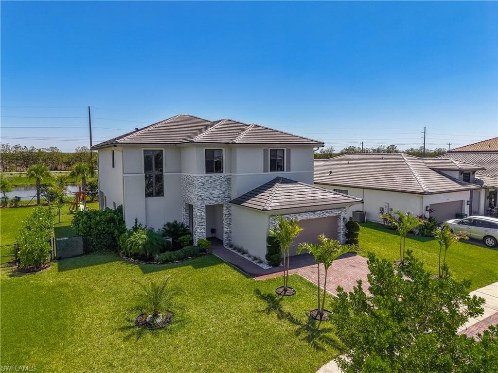 4970 Jovanne St, Ave Maria