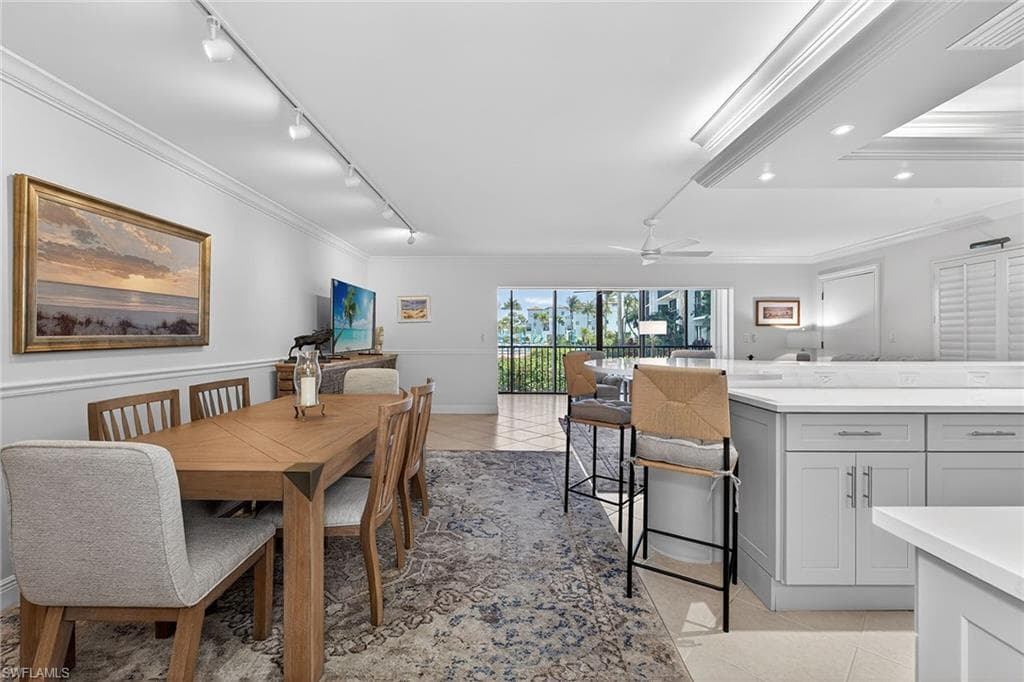 2900 Gulf Shore Blvd #110, Naples, photo 3