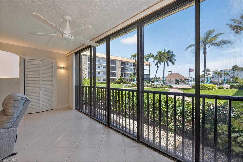 2900 Gulf Shore Blvd #110, Naples