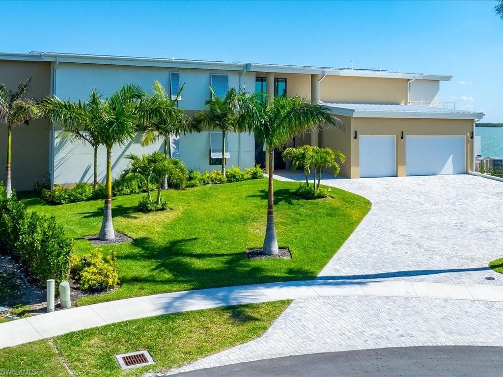 1798 Wavecrest Ct, Marco Island, photo 2