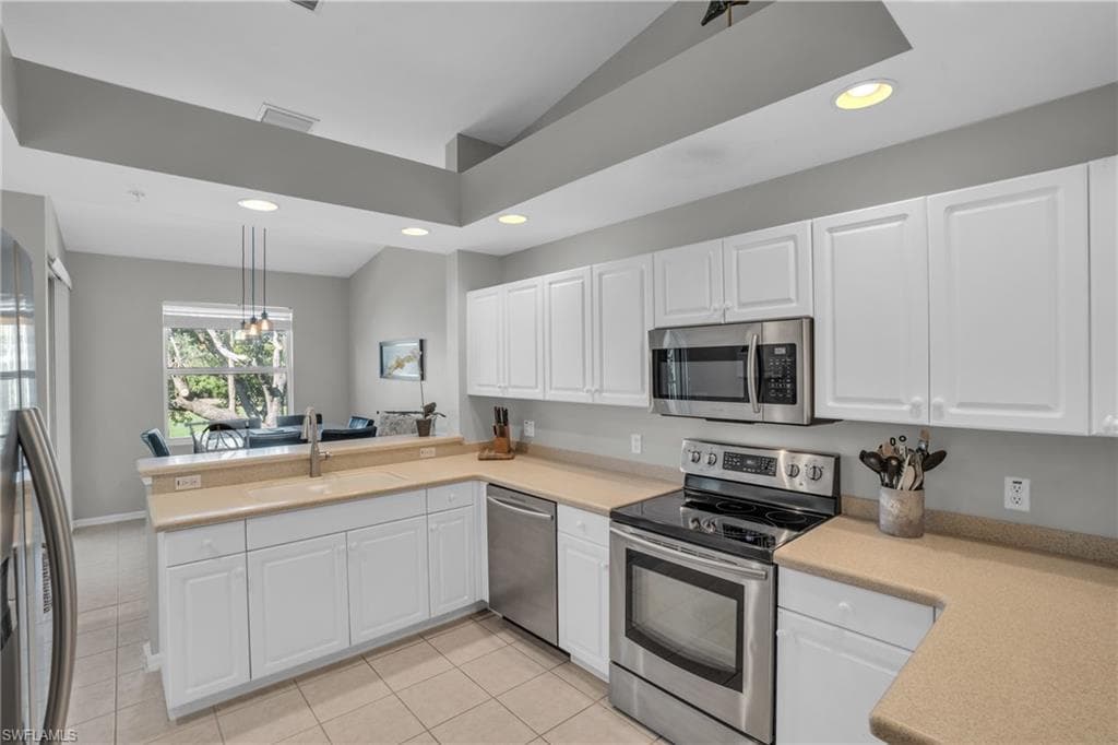 3435 Laurel Greens Ln #202, Naples, photo 3