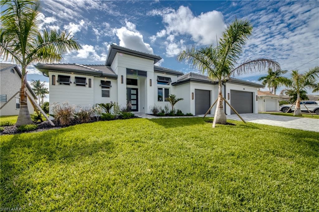 4910 2nd Ave, Cape Coral