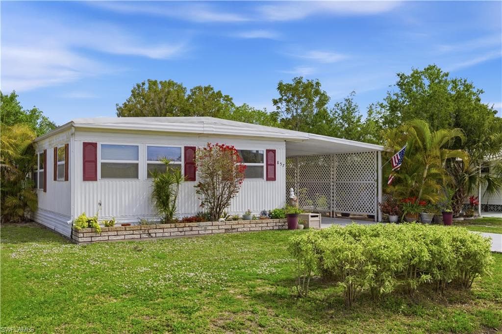 857 Manatee Rd, Naples