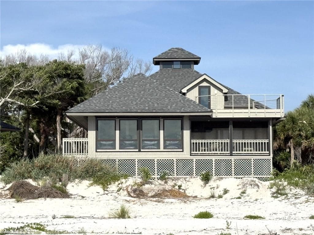 484 Gulf Bend Dr, Captiva