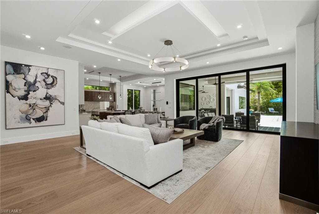 264 8th Ave, Naples, photo 3