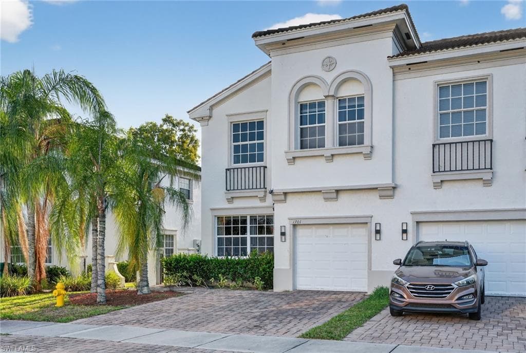 7005 Romana Way #1701, Naples, photo 3