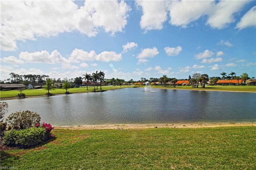 5970 Amherst Dr #c205, Naples