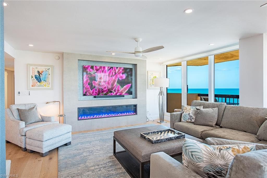 4001 Gulf Shore Blvd #1100, Naples