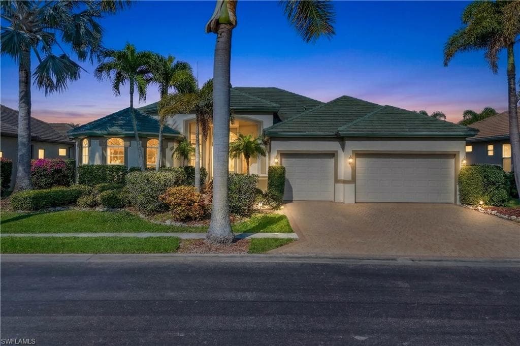 15930 Catalpa Cove Dr, Fort Myers