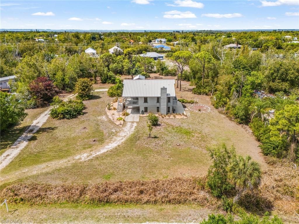 8677 Whispering Pines Dr, St. James City
