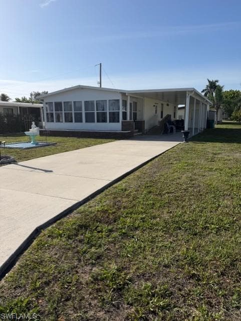 210 Pine Key Ln #210, Naples