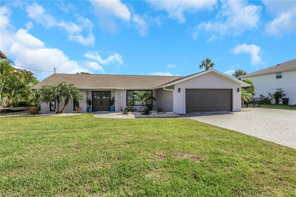 27129 Holly Ln, Bonita Springs, photo 2