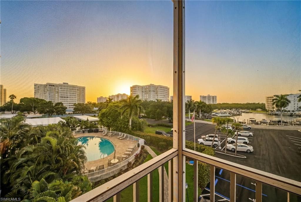 5 Bluebill Ave #410, Naples, photo 2