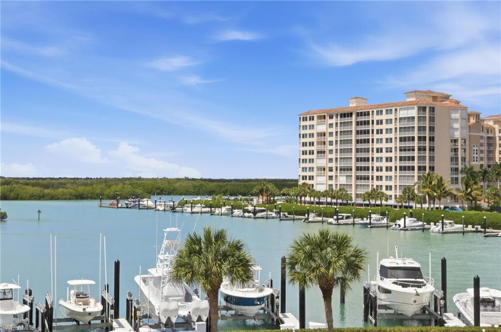 13105 Vanderbilt Dr #407, Naples, photo 2