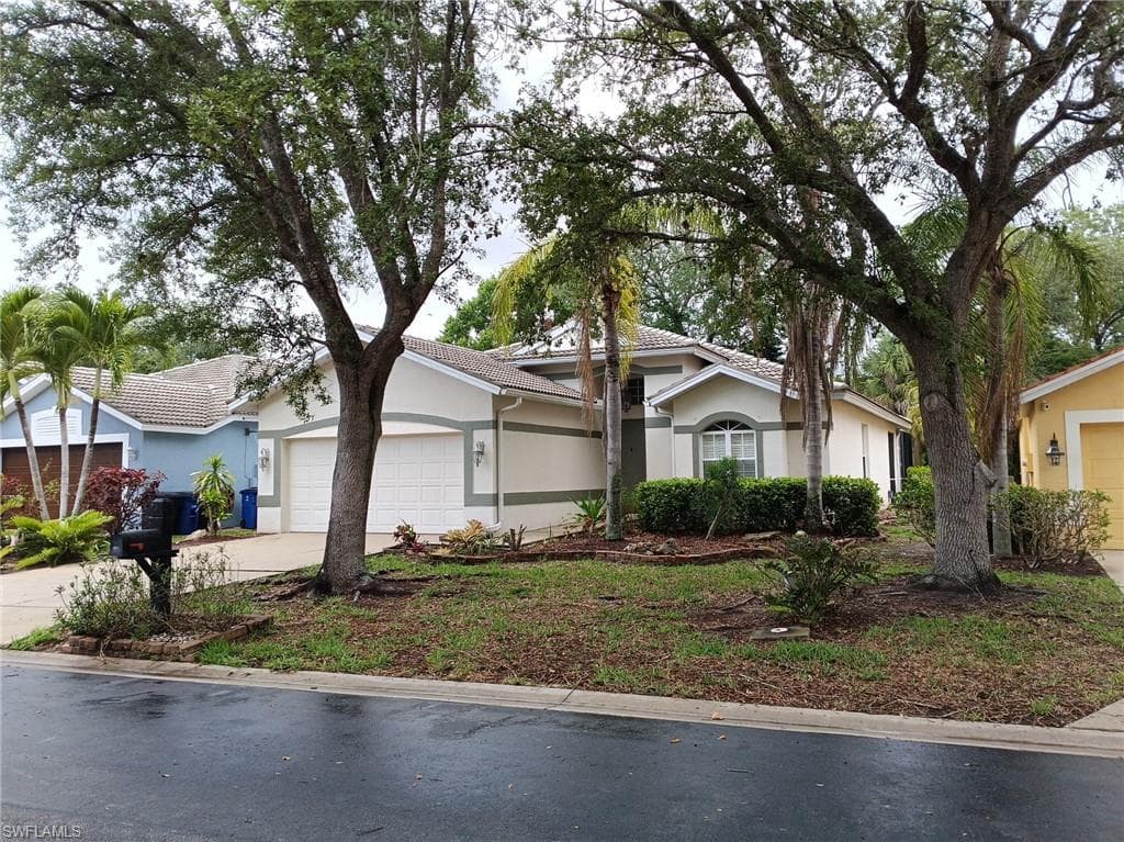 9894 Colonial Walk, Estero, photo 2