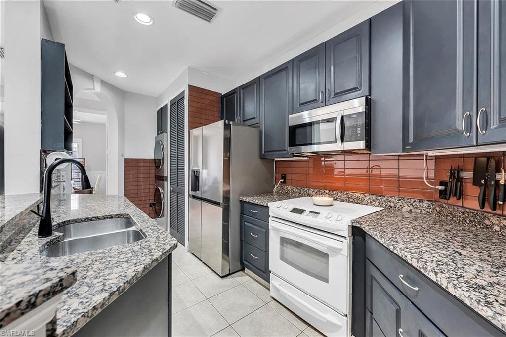 1415 Sweetwater Cv #102, Naples, photo 3