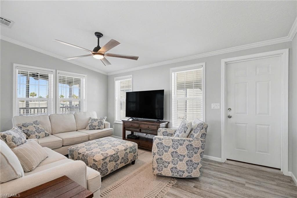 17770 Bryan Ct, Fort Myers Beach, photo 3