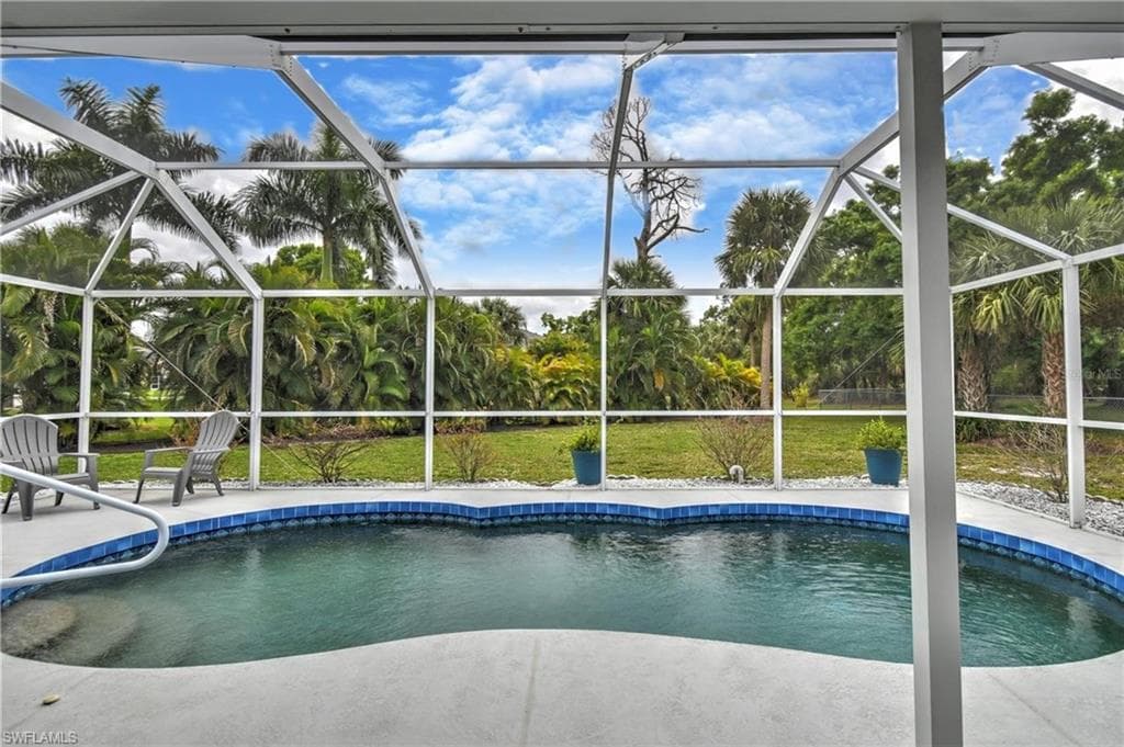 25101 Kimberly Ct, Punta Gorda, photo 2