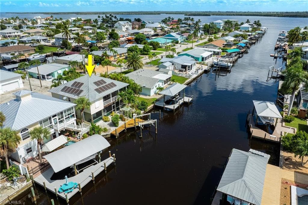 2761 Geary St, Matlacha, photo 2