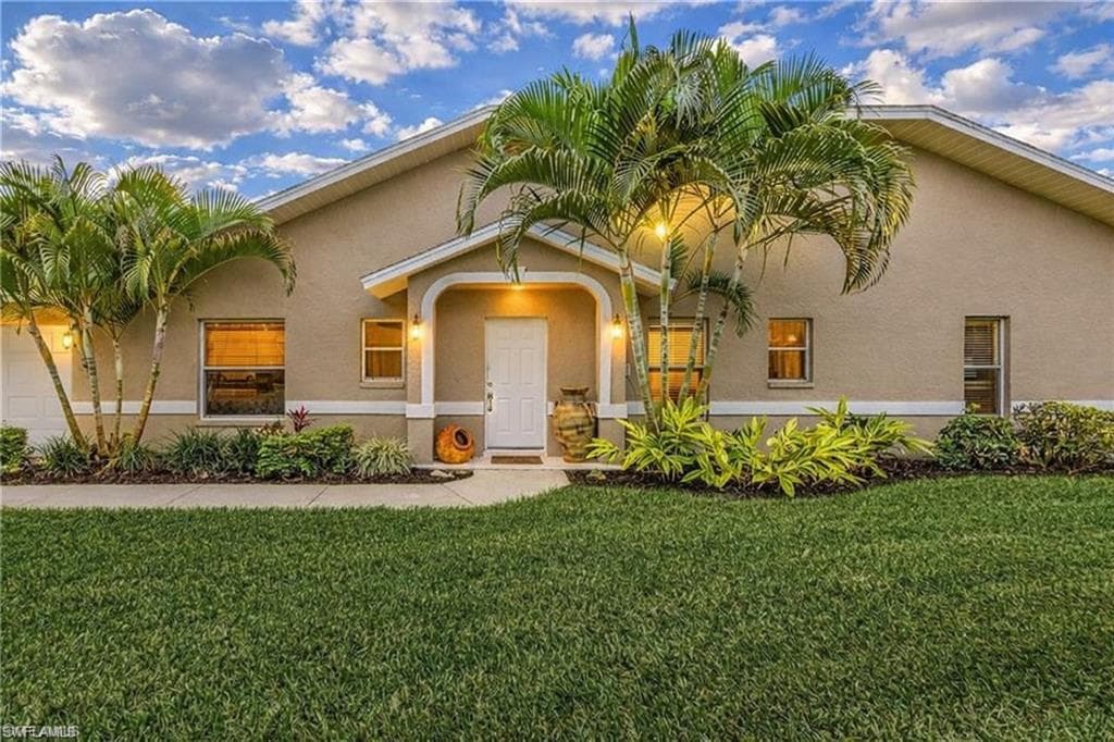 2037 Crown Pointe Blvd, Naples, photo 2