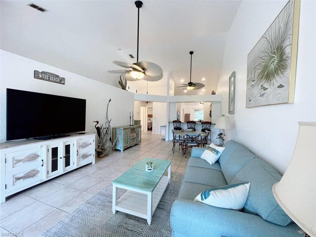 2037 Crown Pointe Blvd, Naples, photo 3