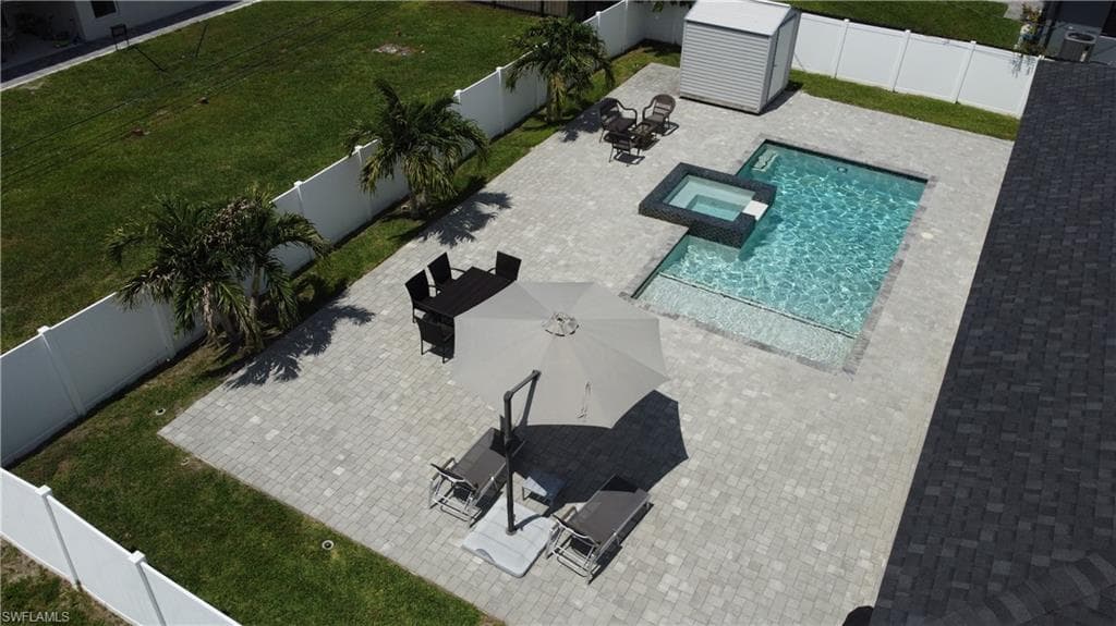 225 1st St, Cape Coral, photo 2