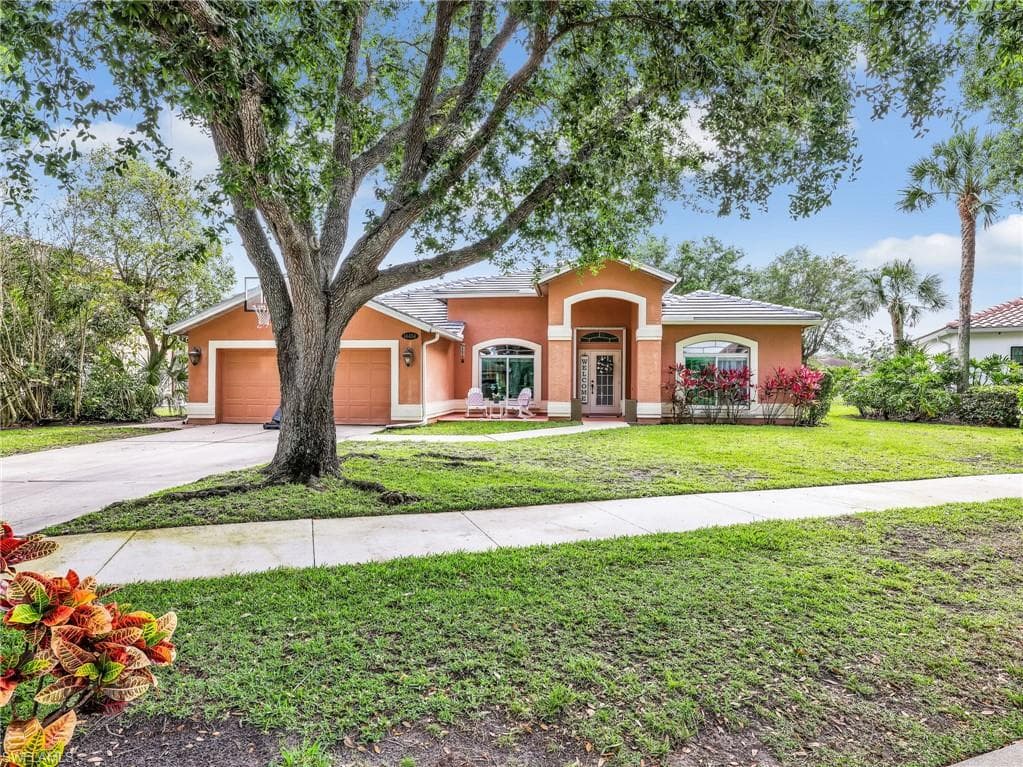 14484 Jekyll Island Ct, Naples