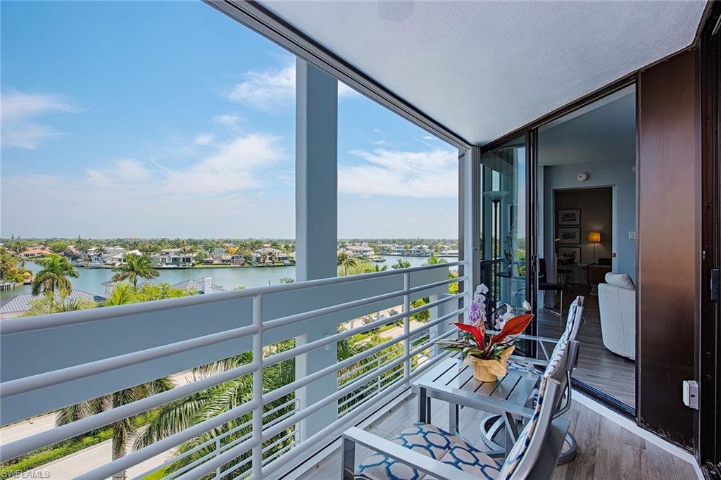 4751 Gulf Shore Blvd #704, Naples, photo 3