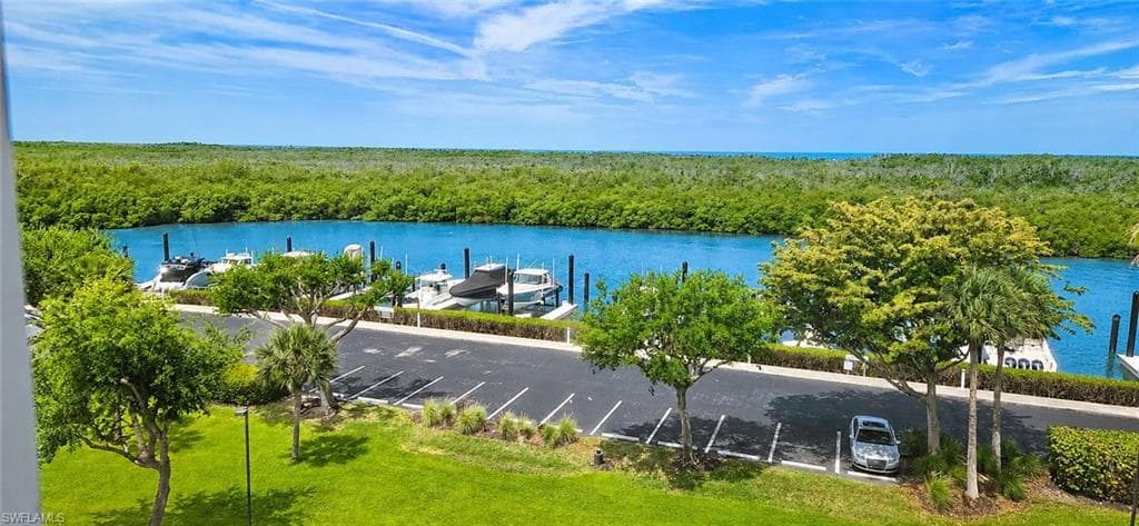 13105 Vanderbilt Dr #502, Naples, photo 2