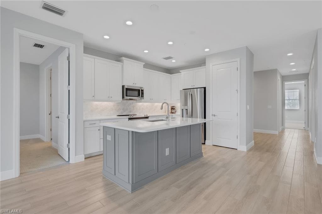 2633 Seychelles Cir #2305, Naples, photo 3