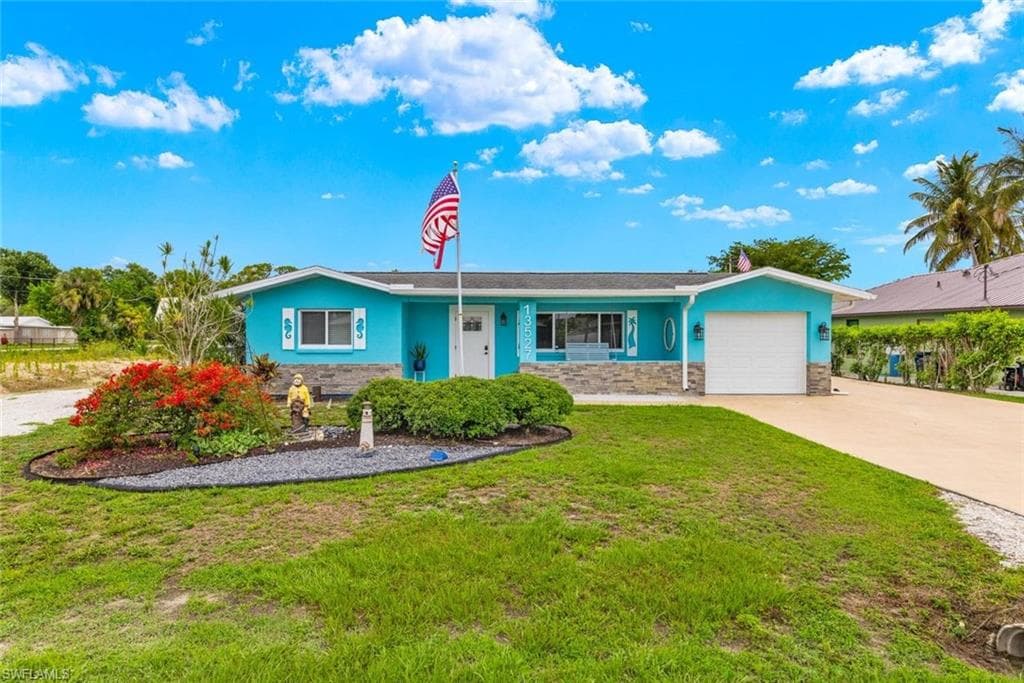 13527 Marquette Blvd, Fort Myers