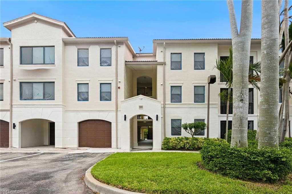 13010 Positano Cir #108, Naples, photo 2