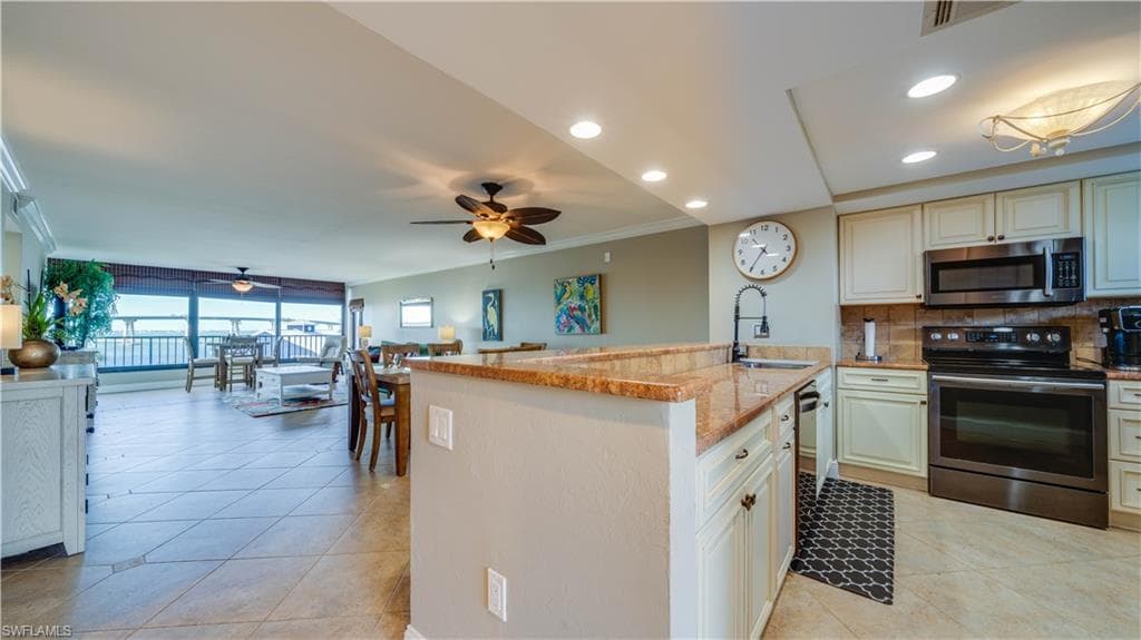 15010 Punta Rassa Rd #301, Fort Myers, photo 3
